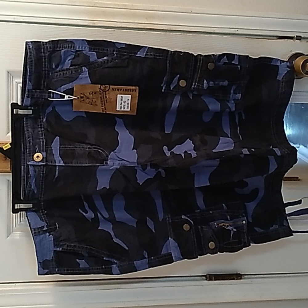 Blue camo shorts size 42